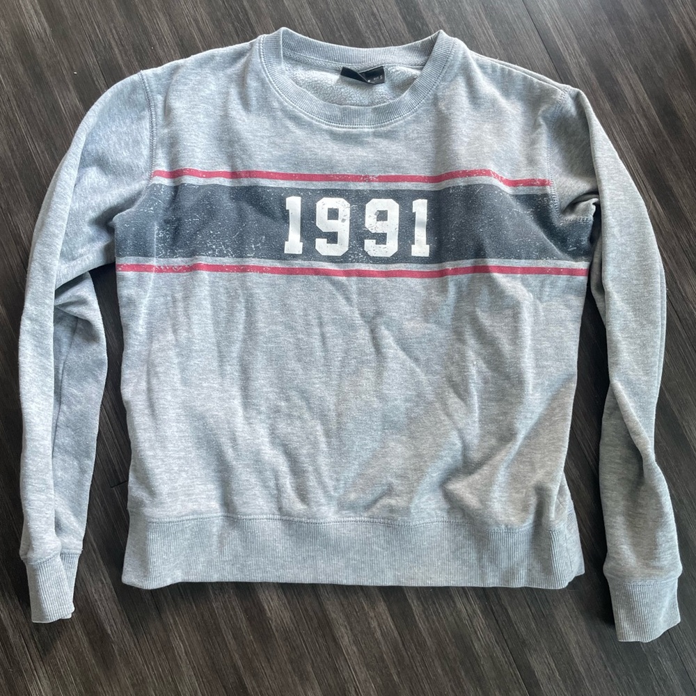 Women's crew neck sweatshirt cotton on size small